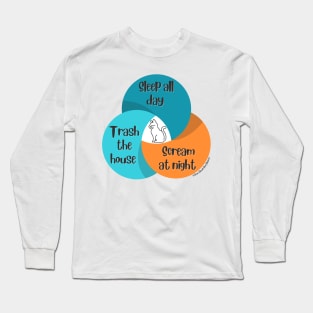 Venn Diagram Cats Sleep all day Trash the house Scream at night Long Sleeve T-Shirt